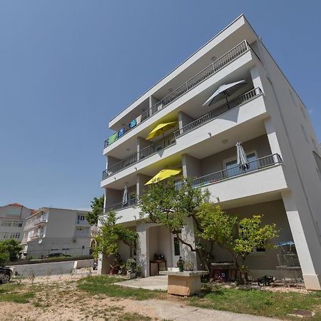 Emilia Lofts Aparthotel Tučepi Buitenkant foto