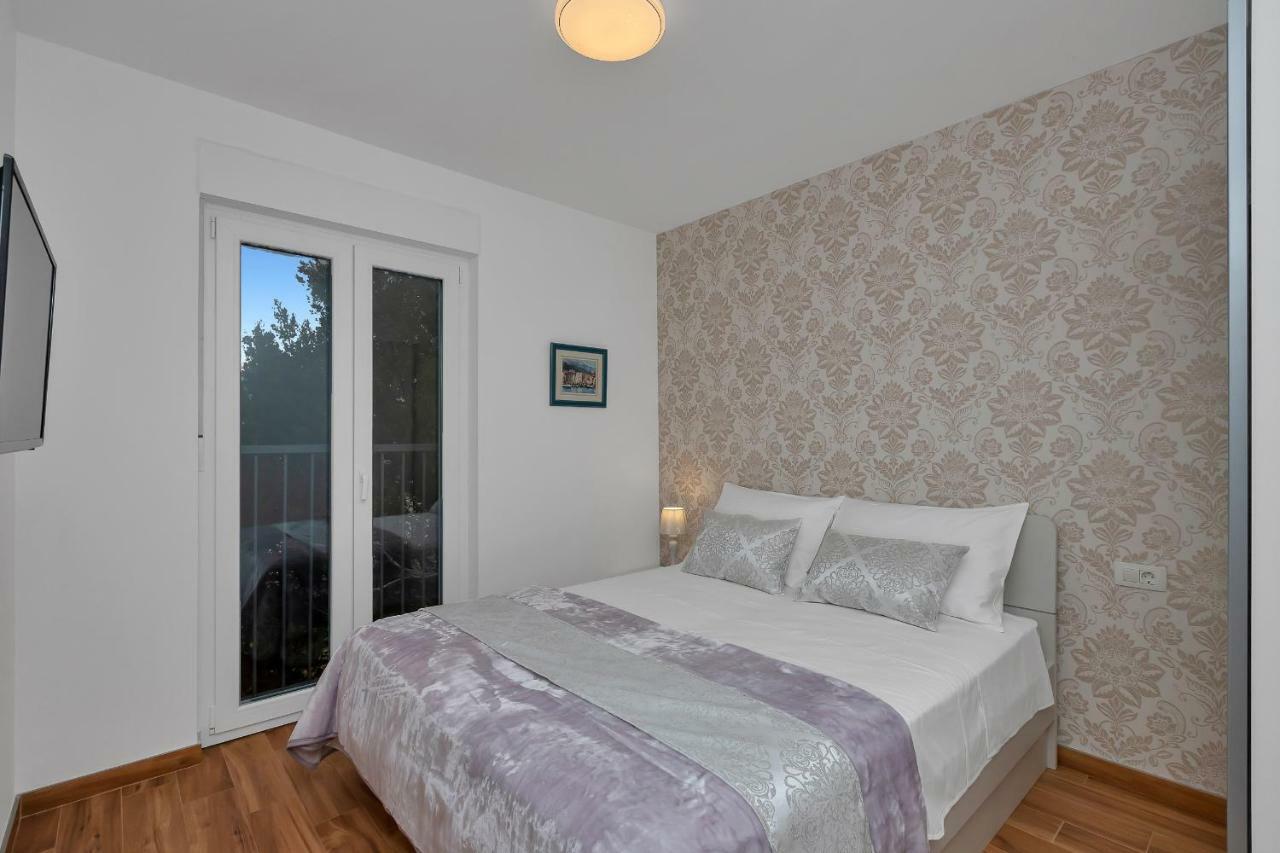 Emilia Lofts Aparthotel Tučepi Buitenkant foto