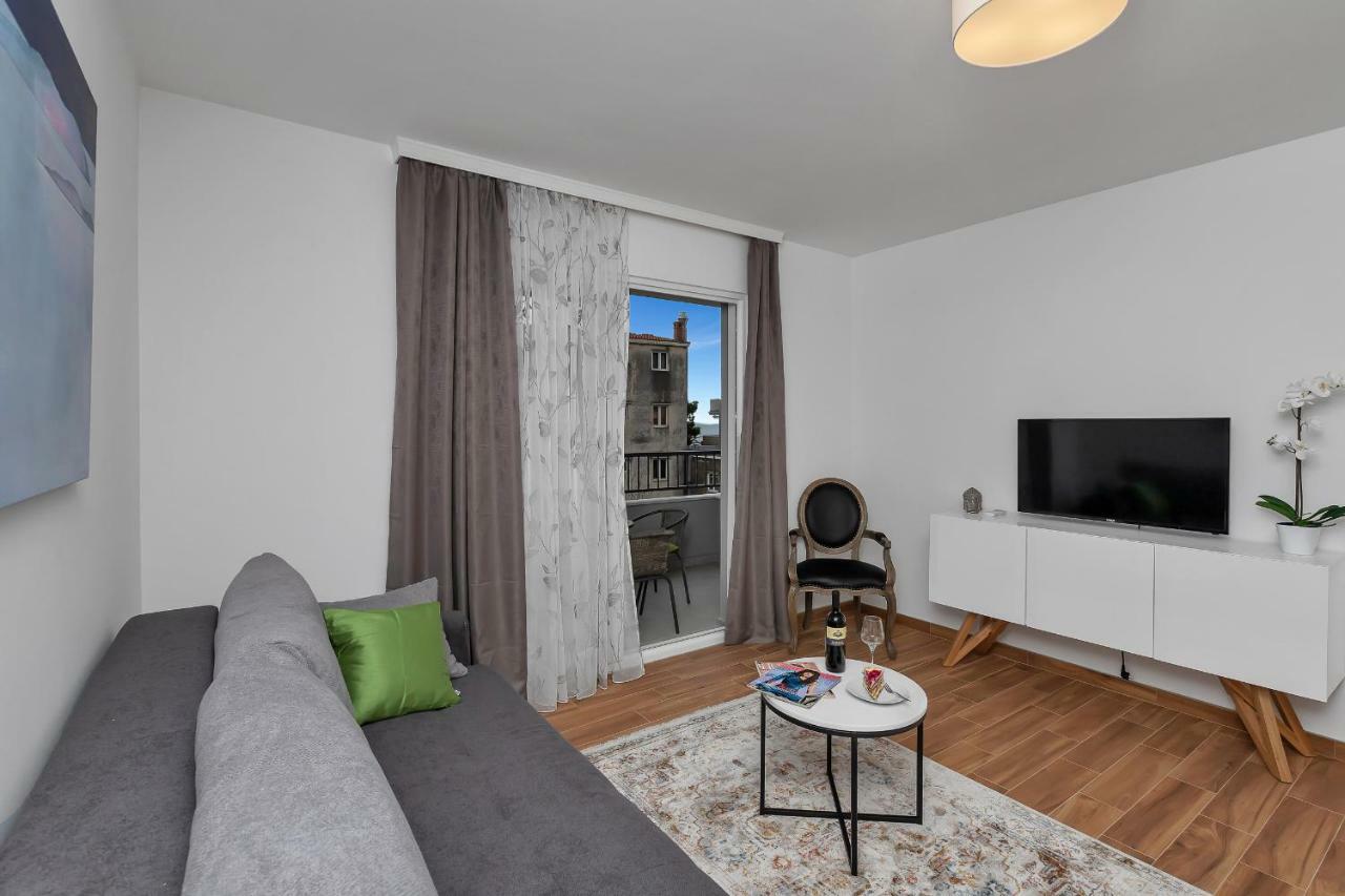 Emilia Lofts Aparthotel Tučepi Buitenkant foto