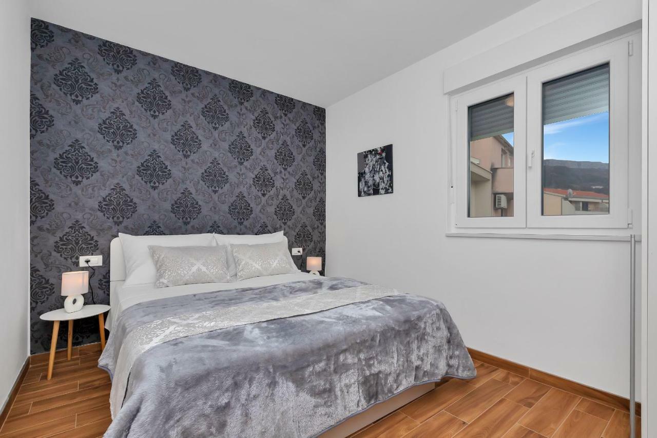 Emilia Lofts Aparthotel Tučepi Buitenkant foto