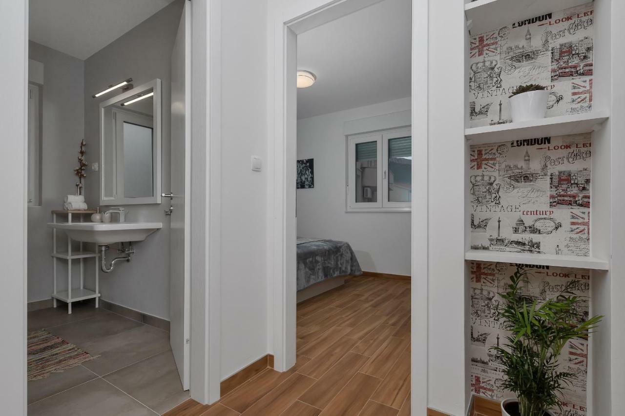 Emilia Lofts Aparthotel Tučepi Buitenkant foto