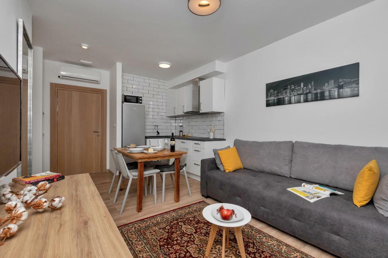Emilia Lofts Aparthotel Tučepi Buitenkant foto