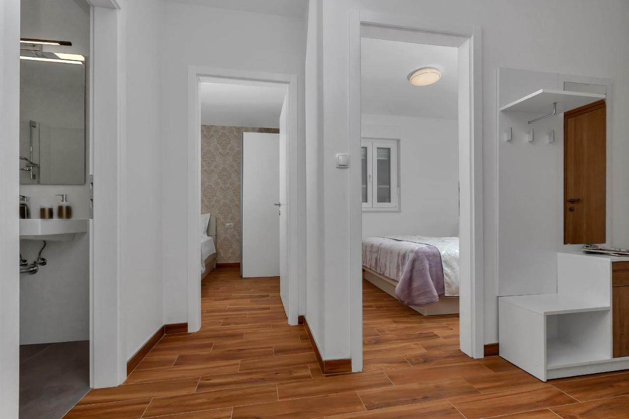 Emilia Lofts Aparthotel Tučepi Buitenkant foto