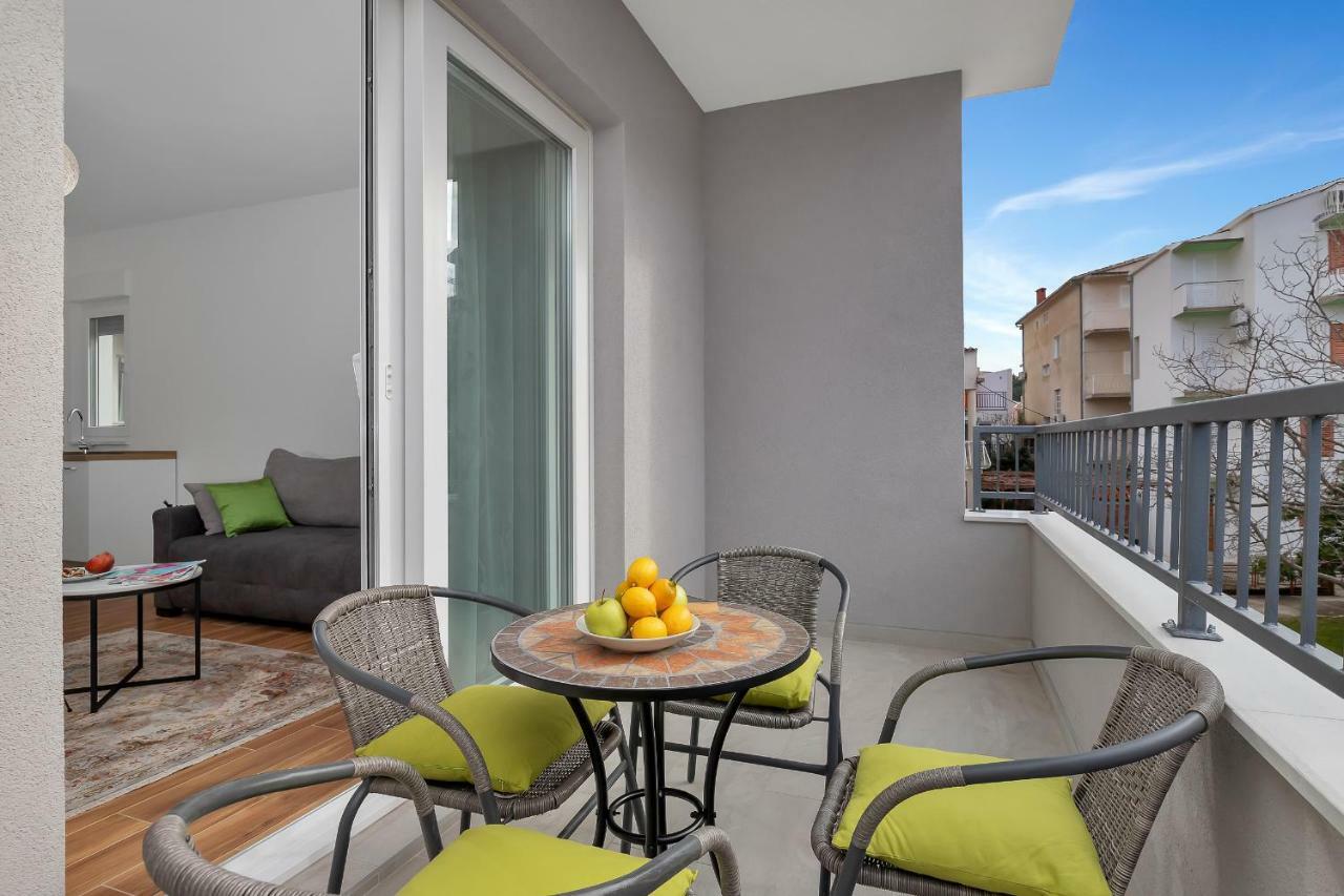 Emilia Lofts Aparthotel Tučepi Buitenkant foto