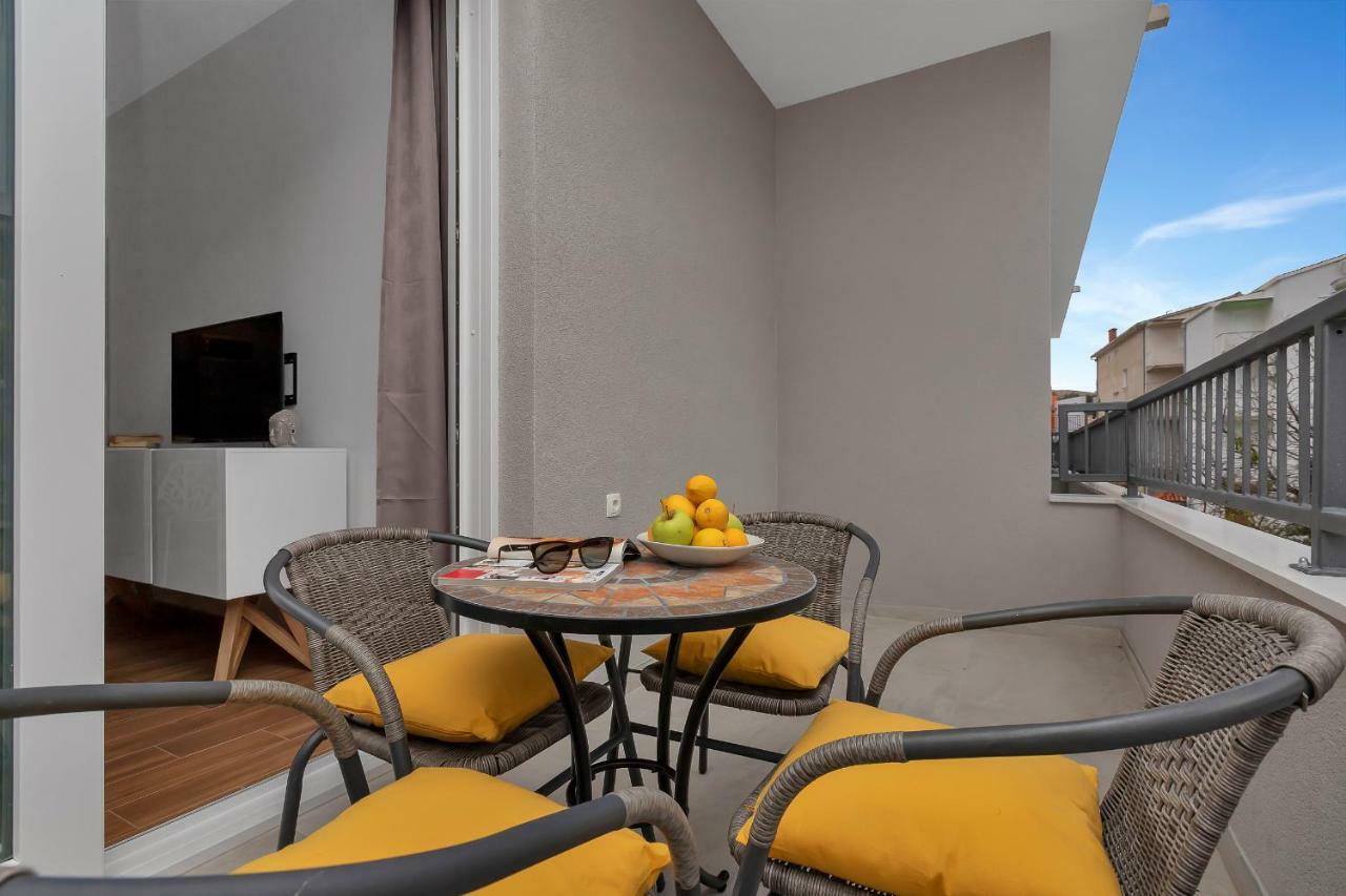 Emilia Lofts Aparthotel Tučepi Buitenkant foto