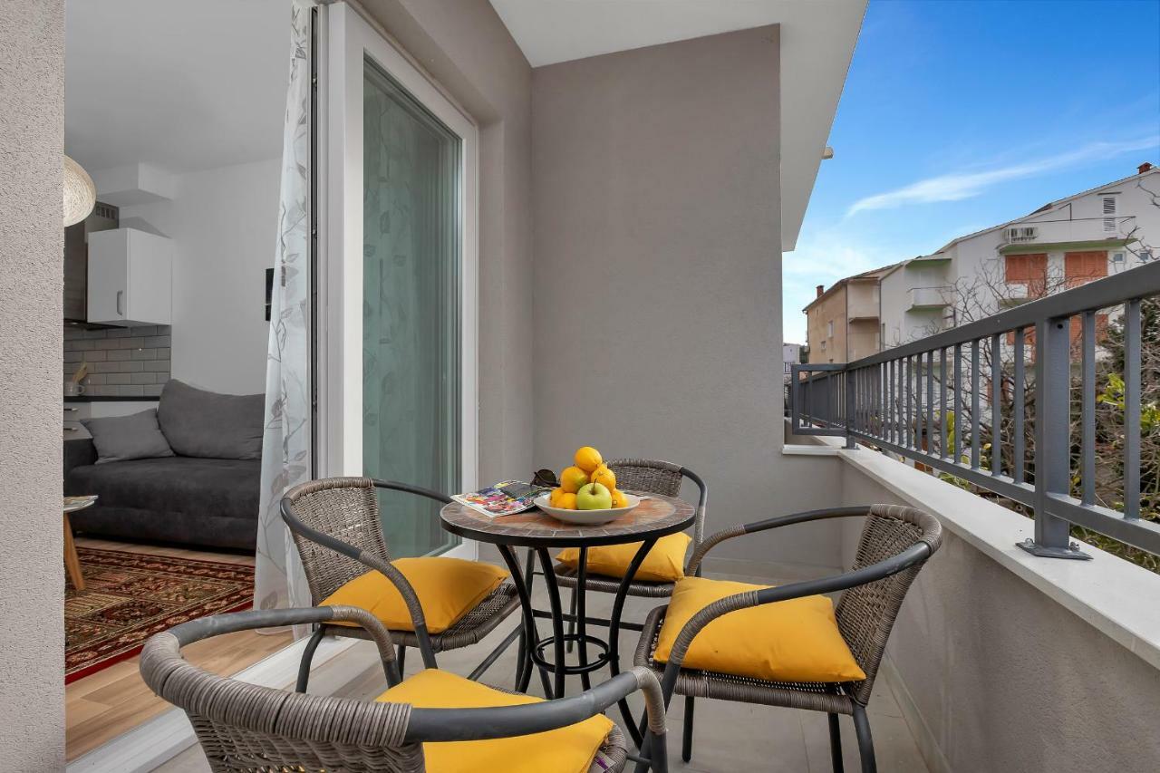 Emilia Lofts Aparthotel Tučepi Buitenkant foto