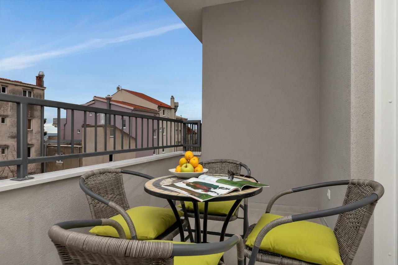 Emilia Lofts Aparthotel Tučepi Buitenkant foto