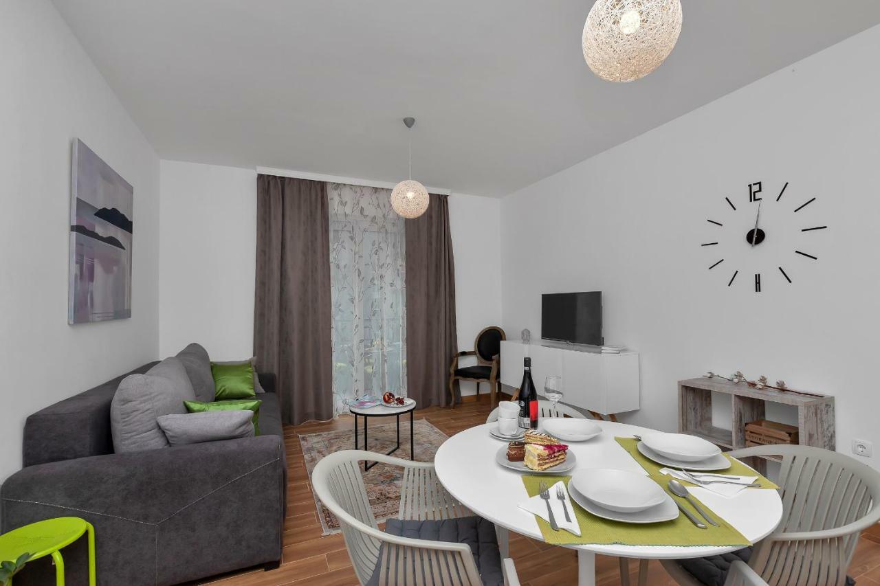 Emilia Lofts Aparthotel Tučepi Buitenkant foto