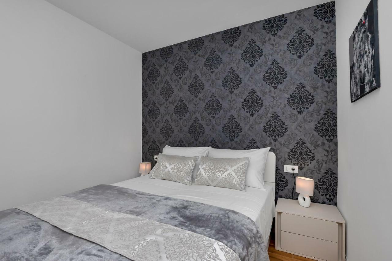 Emilia Lofts Aparthotel Tučepi Buitenkant foto