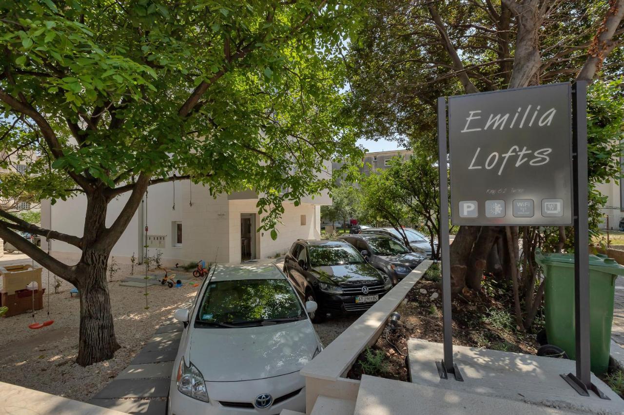 Emilia Lofts Aparthotel Tučepi Buitenkant foto